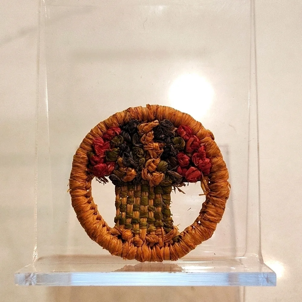 Woven growing tree brooch multicolor
